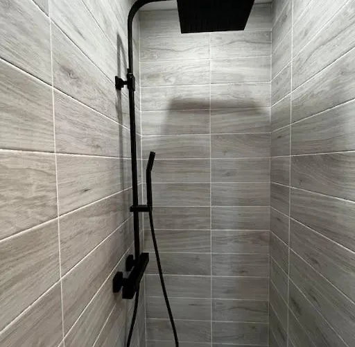 Дом отдыха A La Ferme Avec Jacuzzi Et Piscine Chauffee Saint-Felix-de-Tournegat