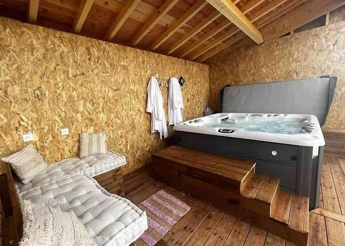 A La Ferme Avec Jacuzzi Et Piscine Chauffee *